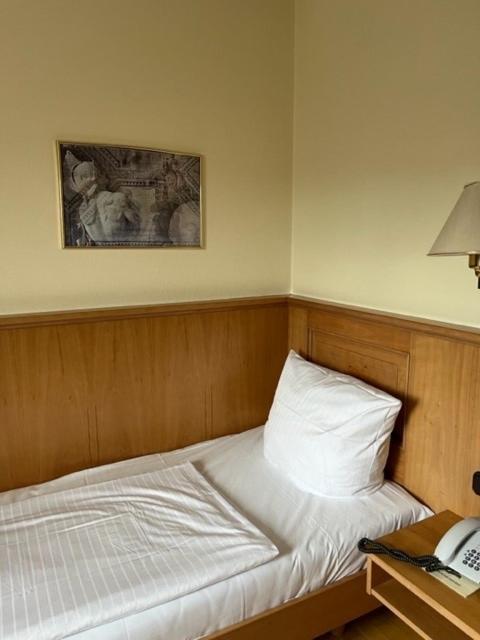 Hotel Roemischer Kaiser Trier Luaran gambar